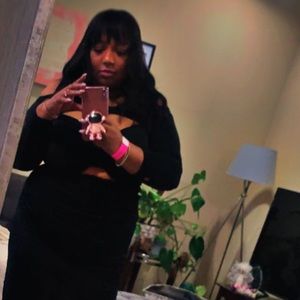 Meet your Posher, Monique